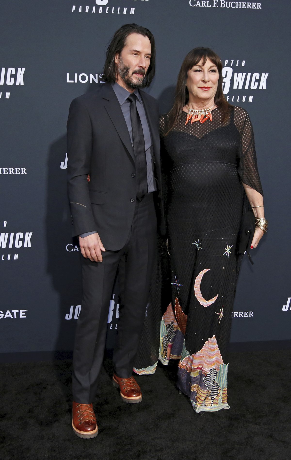 Keanu Reeves a Anjelica Huston na premiéře snímku John Wick 3 v Los Angeles.