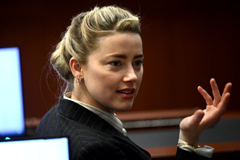 Soud Amber Heard a Johnnyho Deppa