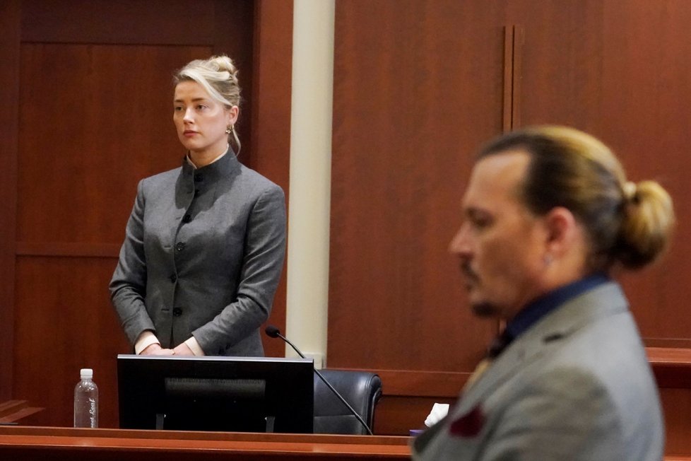 Soud Amber Heardové a Johnnyho Deppa
