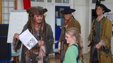 Kapitán Jack Sparrow navštívil děti ve škole!