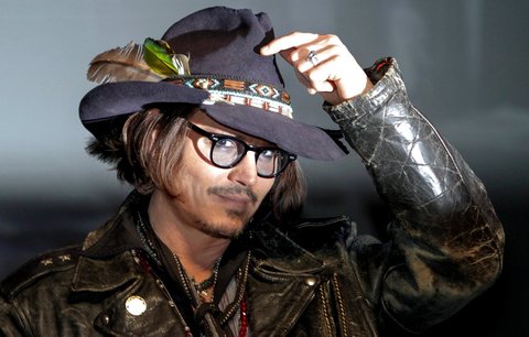 Johnny Depp se stal čestným Komančem