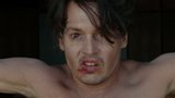 Zmlácený Johnny Depp ztvární ve filmu novináře proutníka