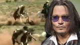 Johnny Depp blízko smrti: Málem ho ušlapal kůň, který ho shodil ze sedla!