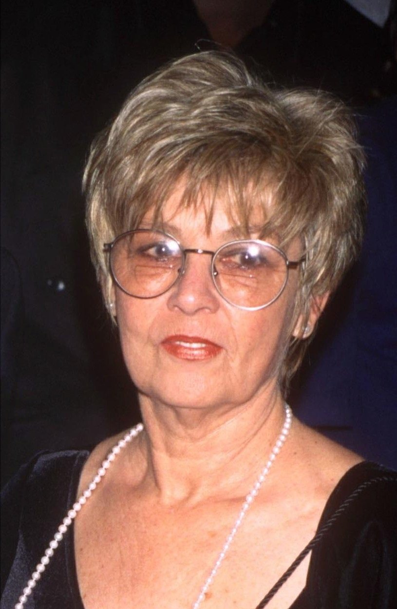 Betty Sue Palmer, zesnulá maminka Deppa
