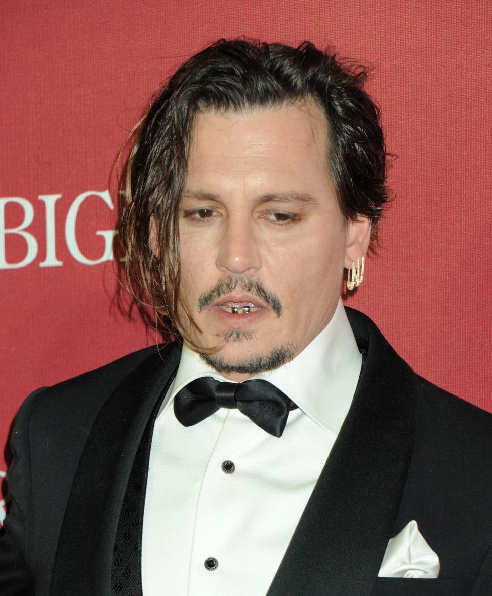 Johnny Depp v roce 2016