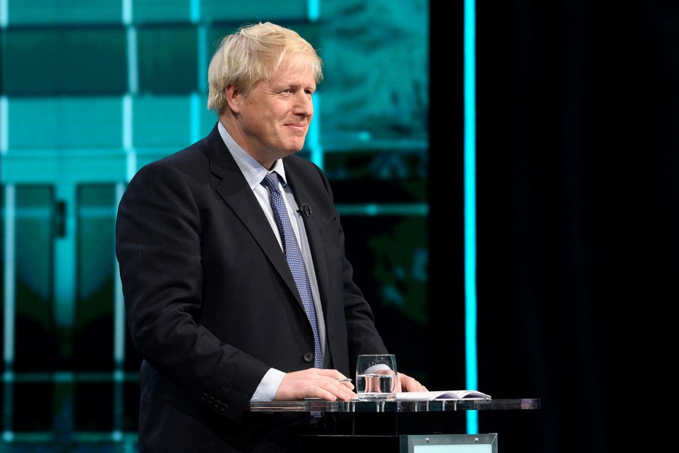 Johnson v historické televizní debatě slíbil brexit 31. ledna