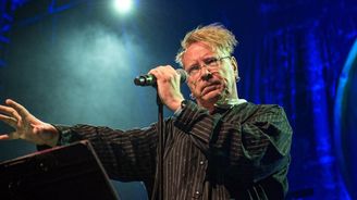 „Vy zku*vení, rasističtí bastardi, já jsem žid!“ vyjel na britské socialisty bývalý zpěvák Sex Pistols Rotten