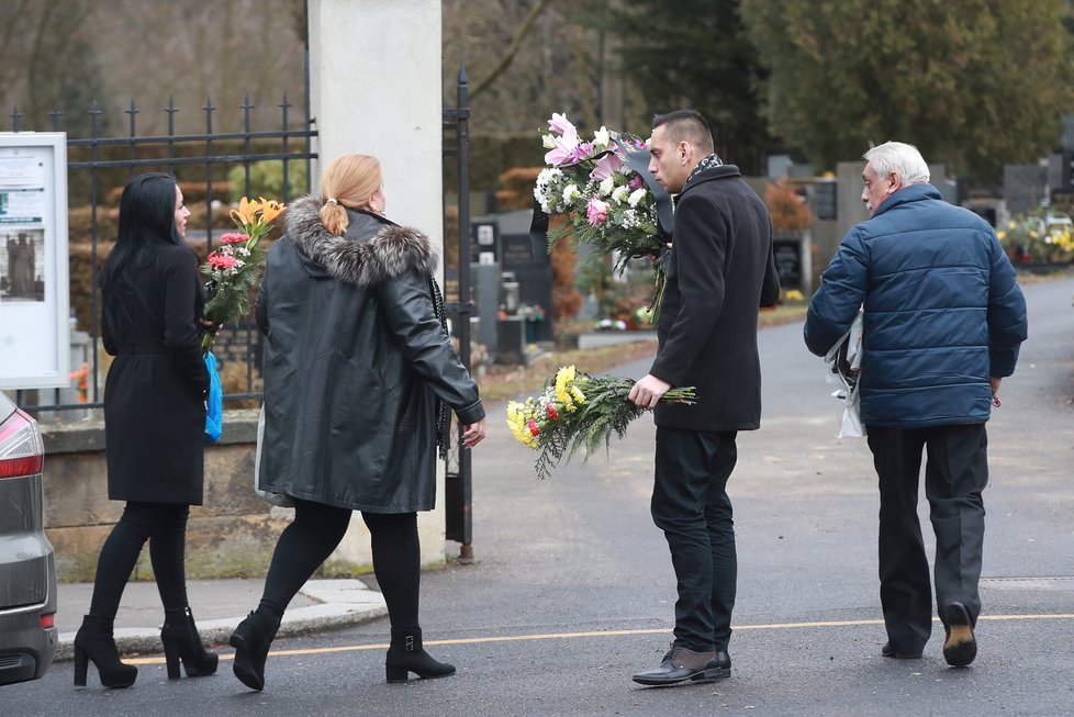 Pohřeb kartářky a věštkyně Jolandy