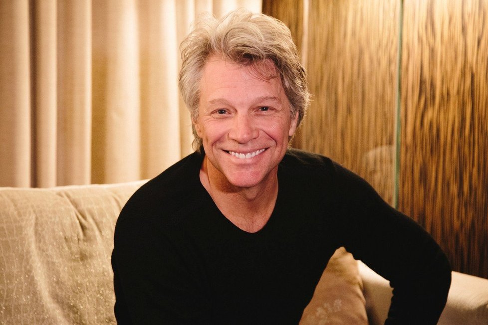 Jon Bon Jovi má stále rošťácký úsměv