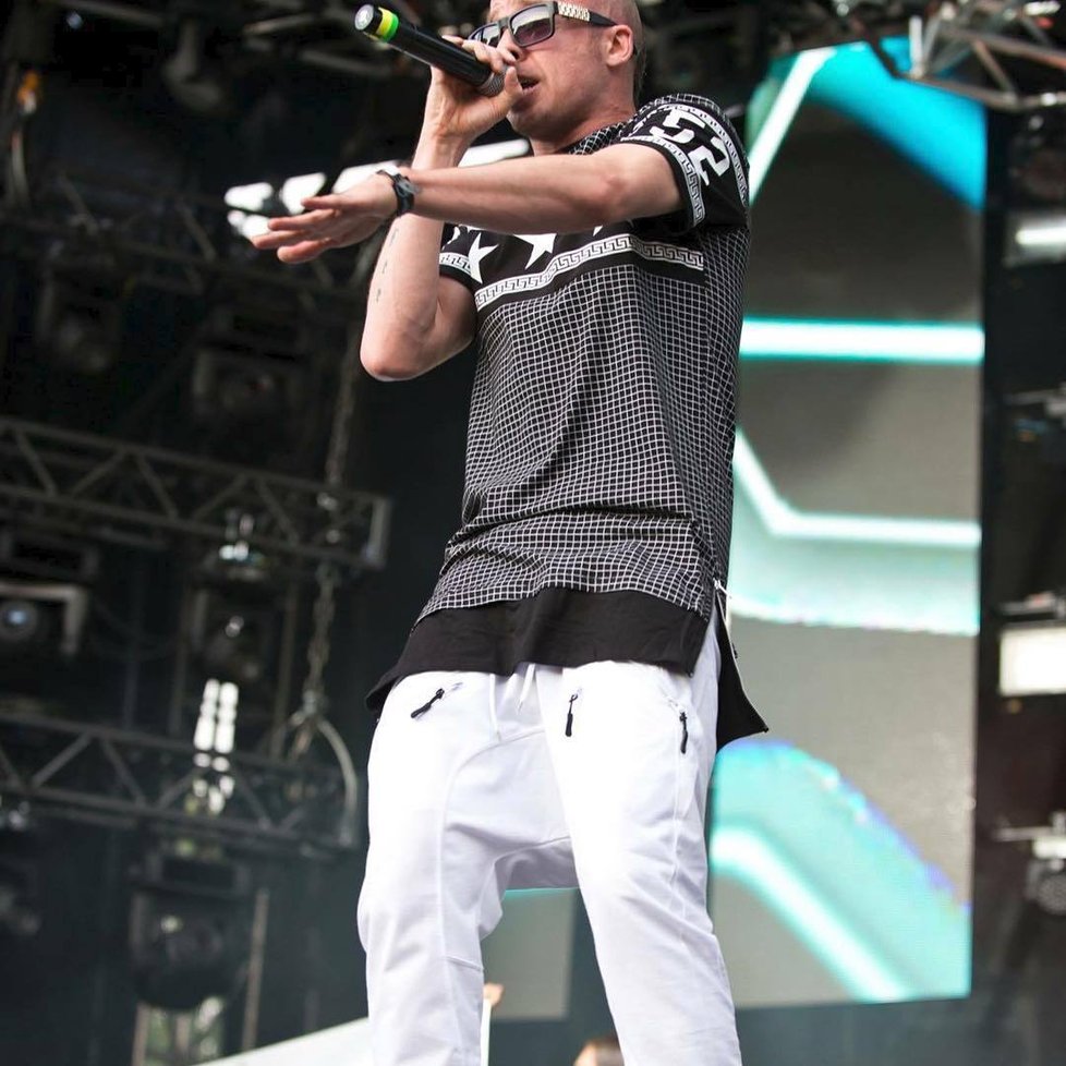 Kanadský rapper Jon James (†34) zahynul při natáčení kaskadérského kousku pro videoklip.