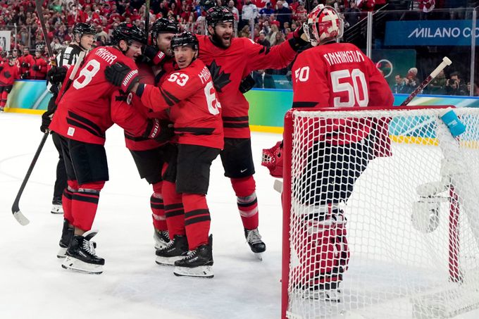 Hokej ONLINE: Kanada - USA. Velké finále je tady! Dotáhne McDavid svůj tým ke zlatu? Hokej ONLINE: Kanada - USA. Velké finále je tady! Dotáhne McDavid svůj tým ke zlatu?