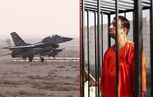 Pomsta Islámskému státu za upálení pilota: Začalo masivní bombardování džihádistů!