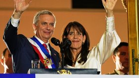 Inaugurace chilského prezidenta: José Antonio Kast a jeho první dáma Maria Pía Adriasola (11. 3. 2026).