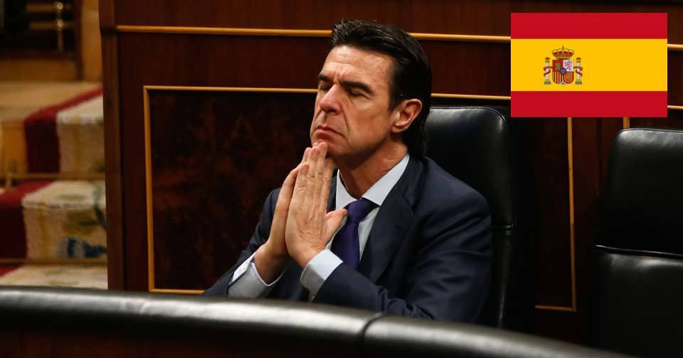 Kauza Panamské dokumenty: Španělský ministr rezignoval, zapletl se v síti vlastních lží.