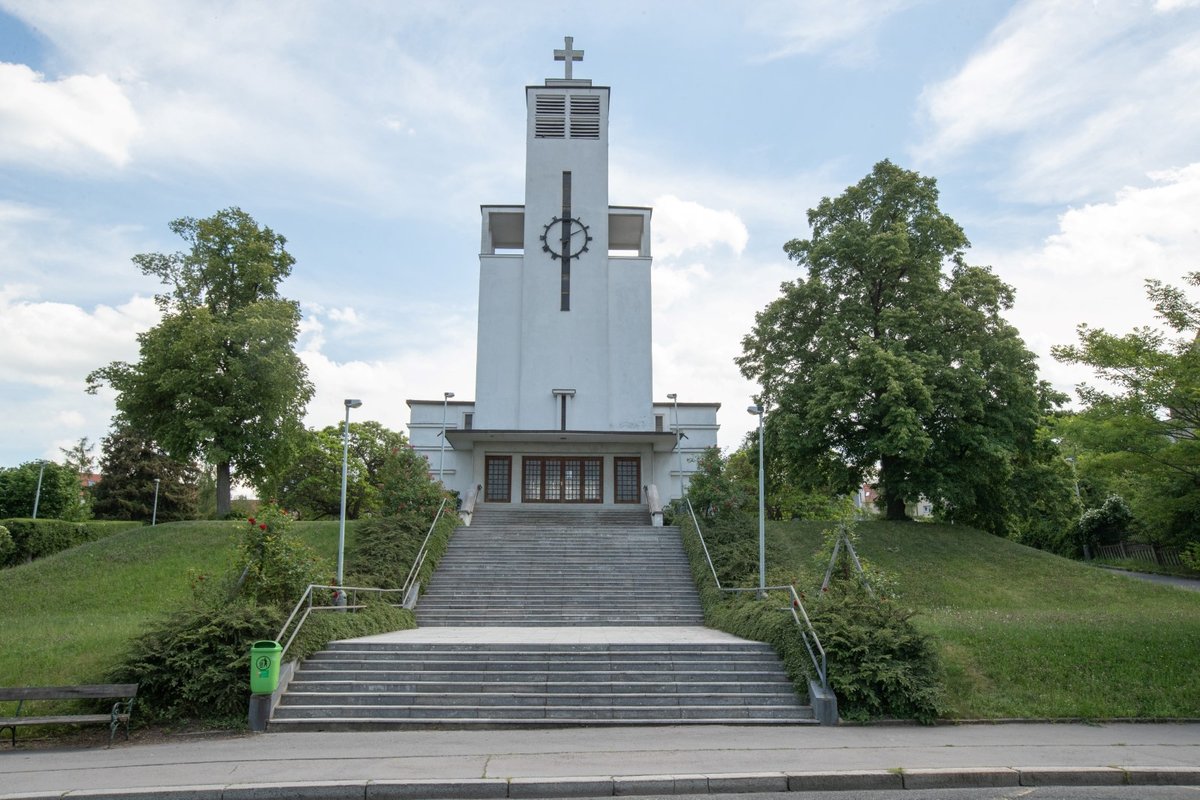 Kostel sv. Anežky na Spořilově