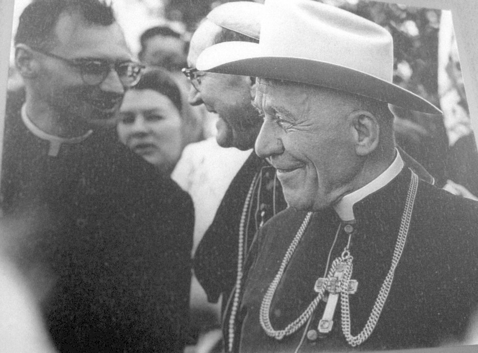 Pražský arcibiskup, primas český a kardinál Josef Beran