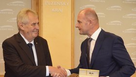 Plzeňský hejtman Josef Bernard (ČSSD) s prezidentem Zemanem