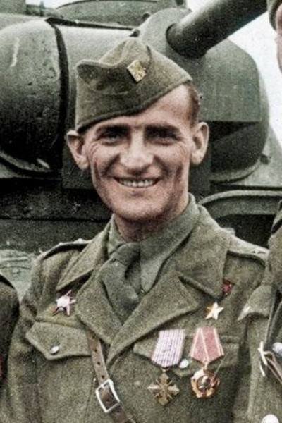 Český generál, politický vězeň, exulant a účastník zahraničního odboje Josef Buršík