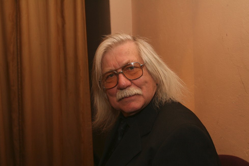 Písničkář Josef Fousek