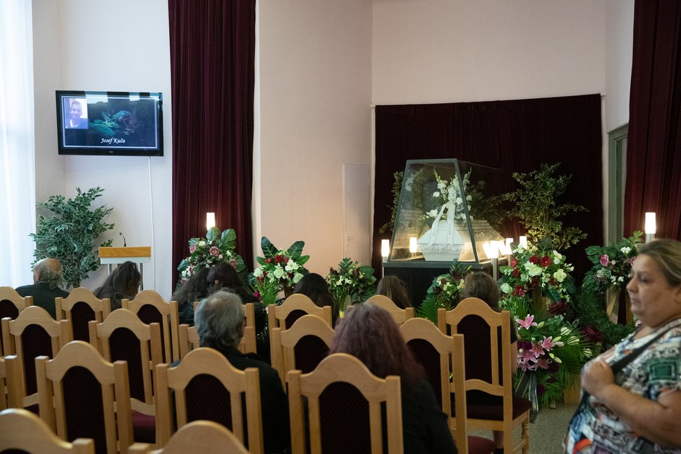 Pohřeb vraha Marečka (†2) Josefa Kuči (†21) v Lounech.