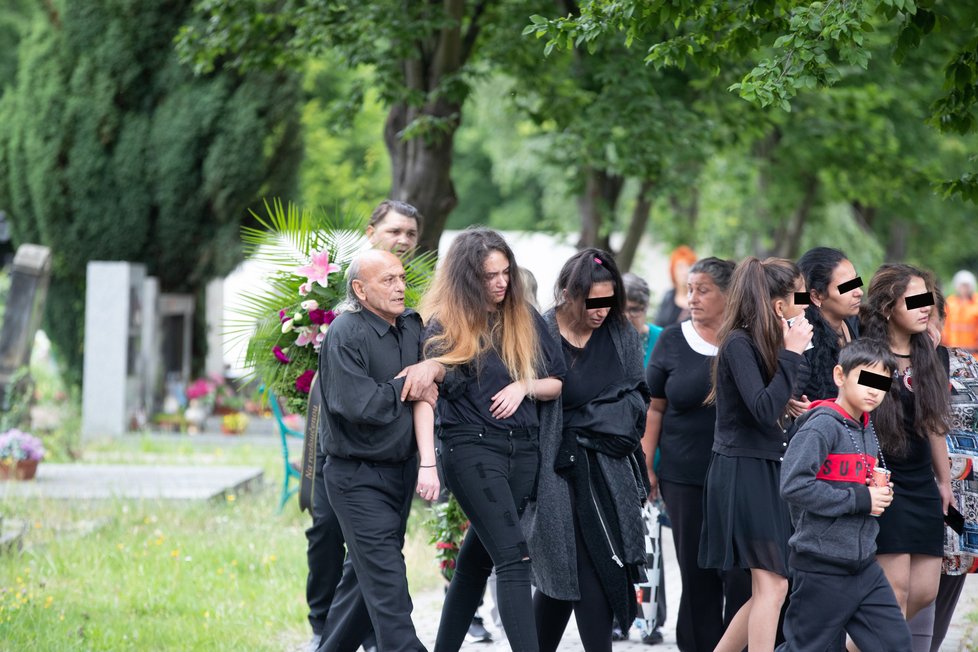 Pohřeb vraha Marečka (†2) Josefa Kuči (†21) v Lounech