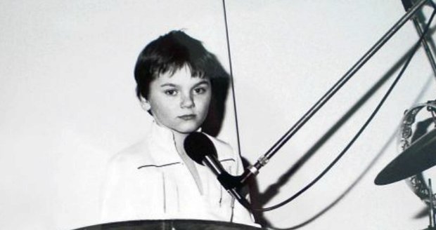 1982: Láska ke hře na bicí mu vydržela dodnes.