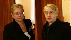 Josef Rychtář se dnes u soudu na svou bývalou manželku Darinu ani nepodíval
