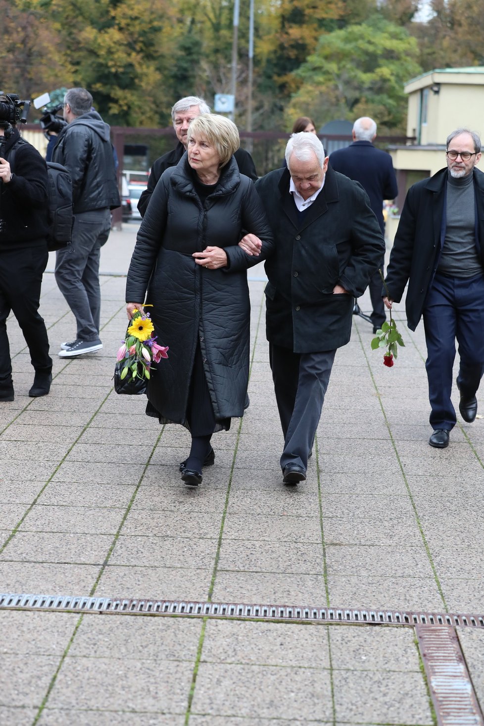 Pohřeb herce Josefa Somra - Eliška Balzerová