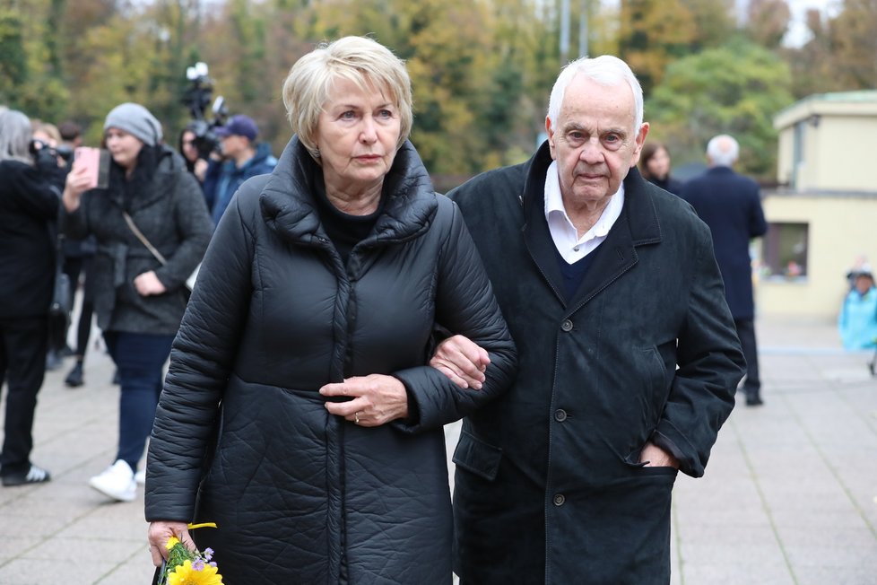 Pohřeb herce Josefa Somra - Eliška Balzerová