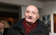 Josef Somr oslavil 88 a uzavřel se před světem: Často žiju po špitálech