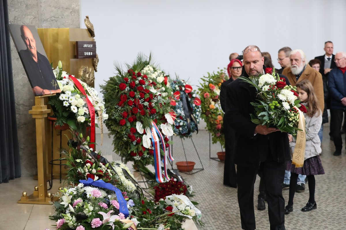 Pohřeb herce Josefa Somra