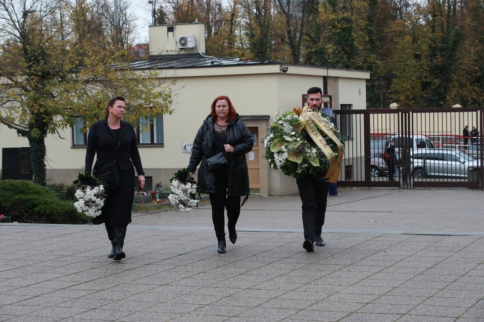 Pohřeb herce Josefa Somra - smuteční hosté