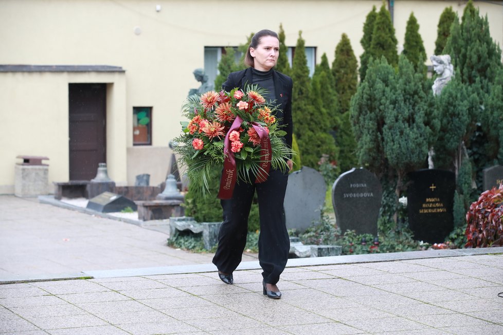 Pohřeb herce Josefa Somra - smuteční hosté