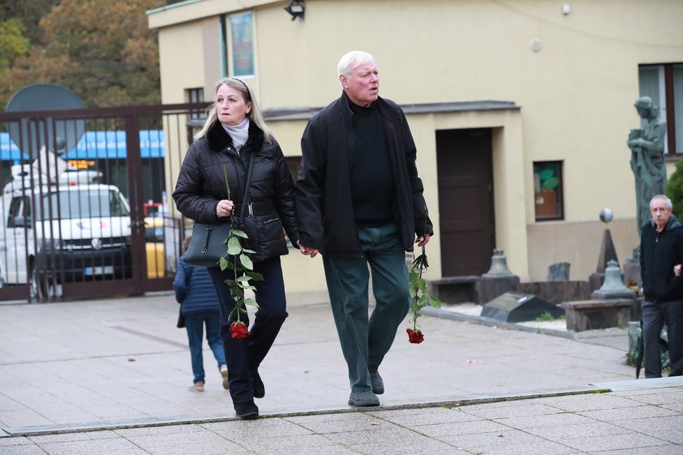 Pohřeb herce Josefa Somra - smuteční hosté