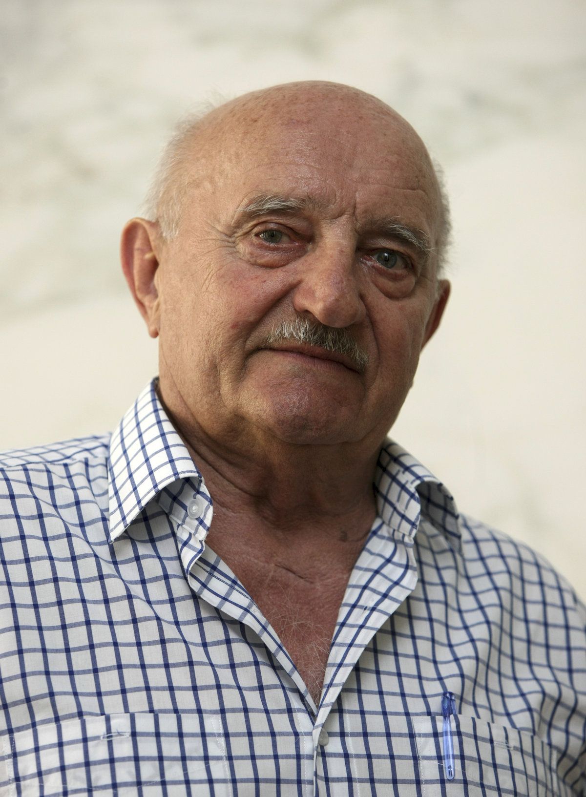 Josef Somr (84) prodává svůj dům v rodném Vracově.