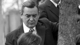 Josef Vinklář v Nemocnici na kraji města