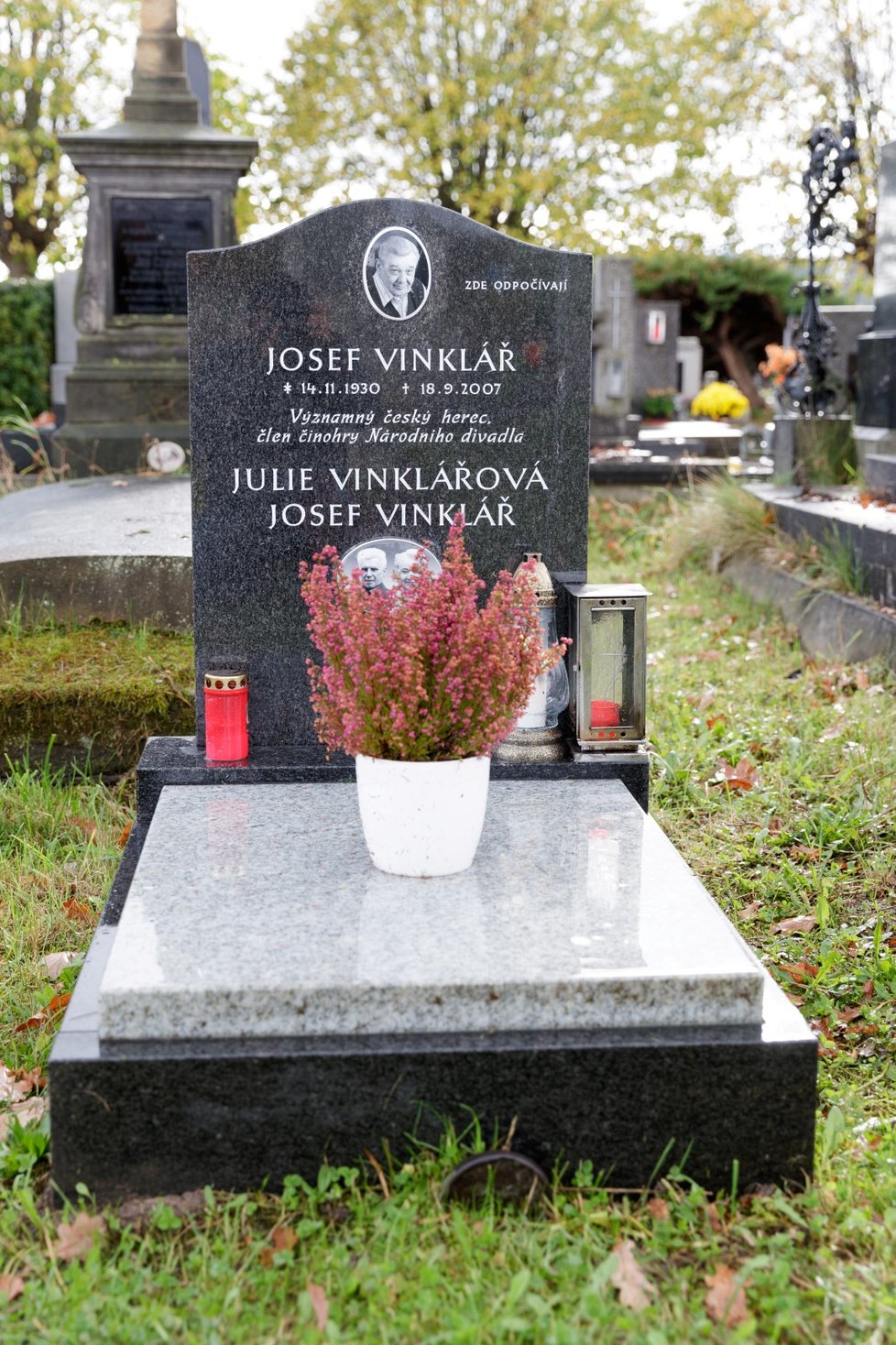 Hrob Josefa Vinkláře