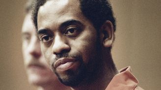 Oblékl se jako nindža, vzal meč a šel popravit šéfovou. Peklo na pracovišti vyvrcholilo vražděním Oblékl se jako nindža, vzal meč a šel popravit šéfovou. Peklo na pracovišti vyvrcholilo vražděním