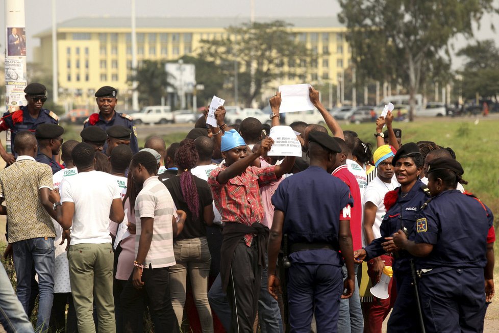 Konžští občané demonstrují za sesazení prezidenta Kabily.