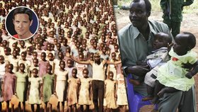 Jason Russell (vlevo) je režisérem klipu, který shlédlo již více než 85 milionů lidí: Hledá se v něm generál Kony, který má na svědomí statisíce lidských životů a tisíce unesených dětí. Z chlapců dělá vojáky, z dívek sexuální otrokyně