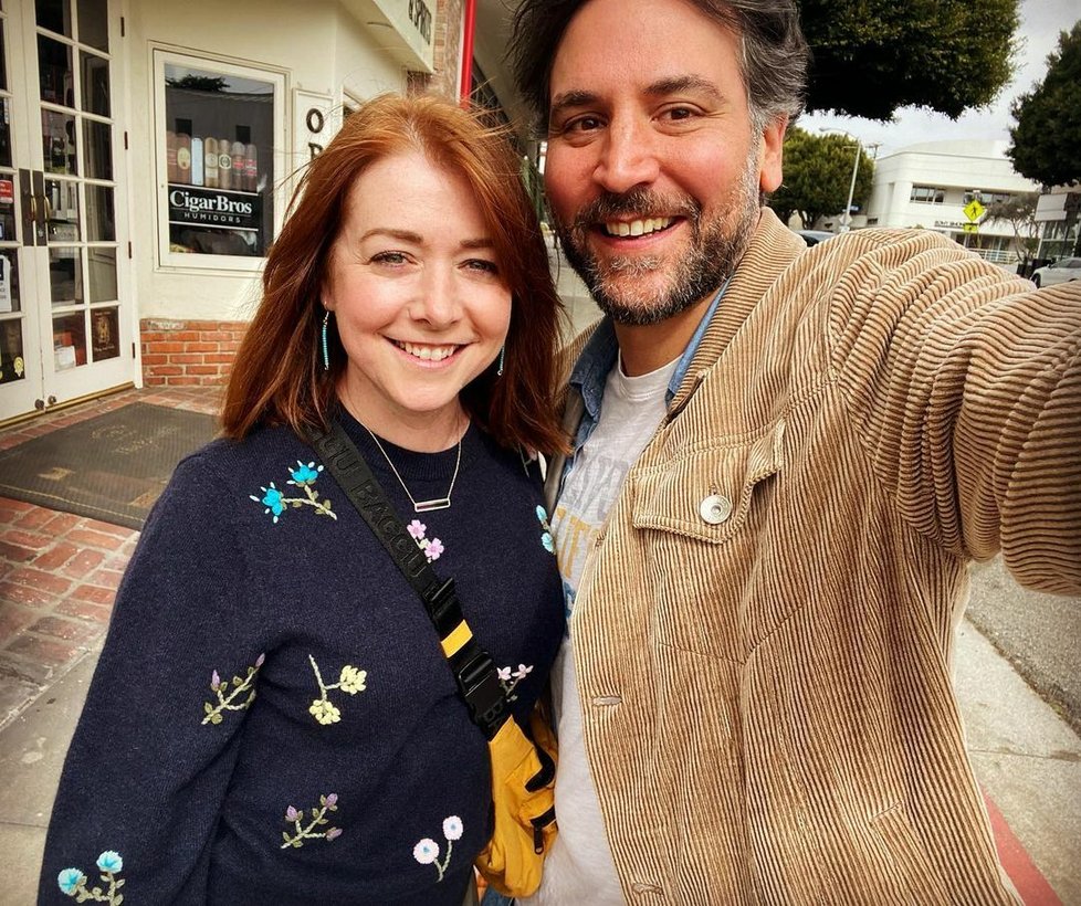 Josh Radnor a Alyson Hannigan jedinou fotkou pobláznili internet.