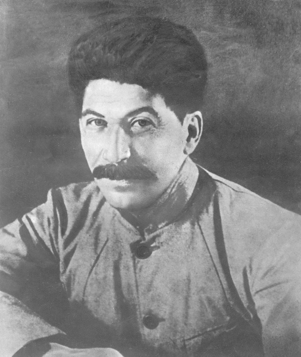 Josif Vissarionovič Stalin zamlada.