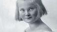 Joy Adamsonová se narodila v Opavě jako Friederike Victoria Gessnerová