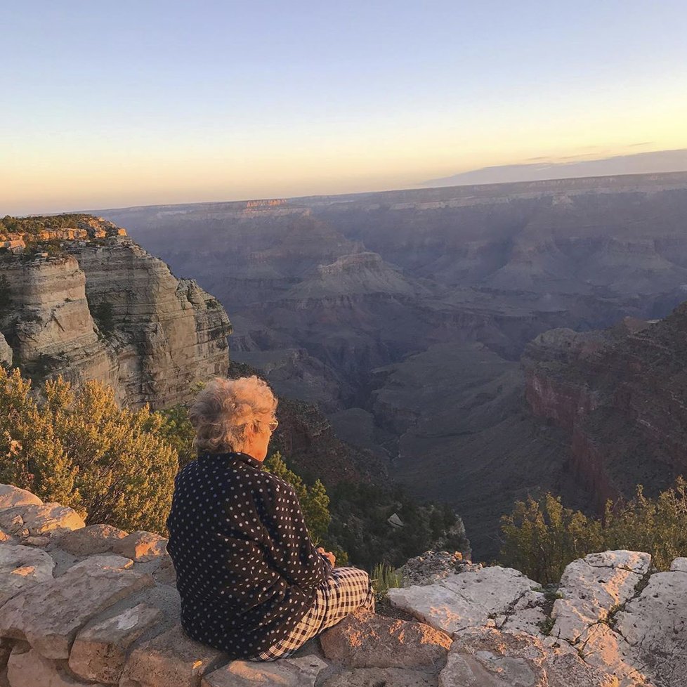 Joy Ryanová (89) v Národním parku Grand Canyon