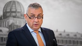 Exministr průmyslu a obchodu Jozef Síkela