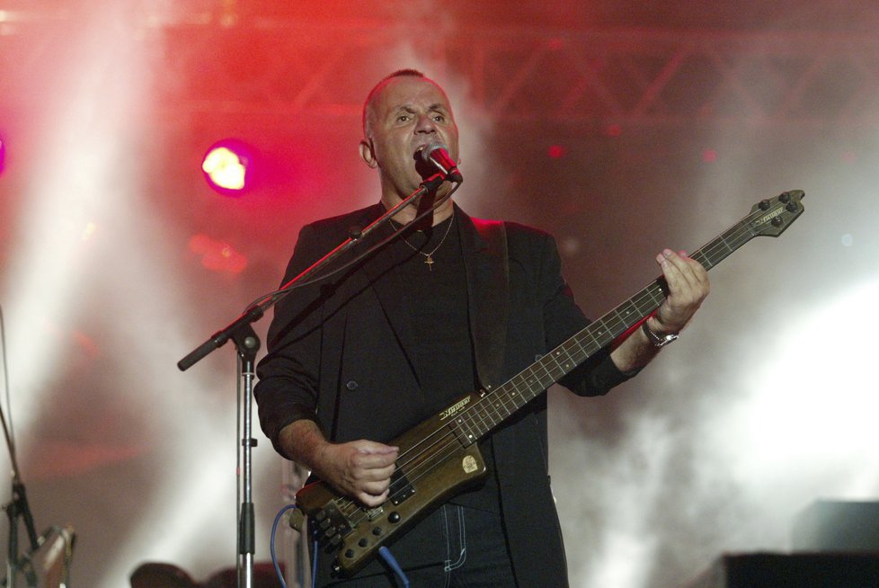 Frontman legendární skupiny Elán Jožo Ráž