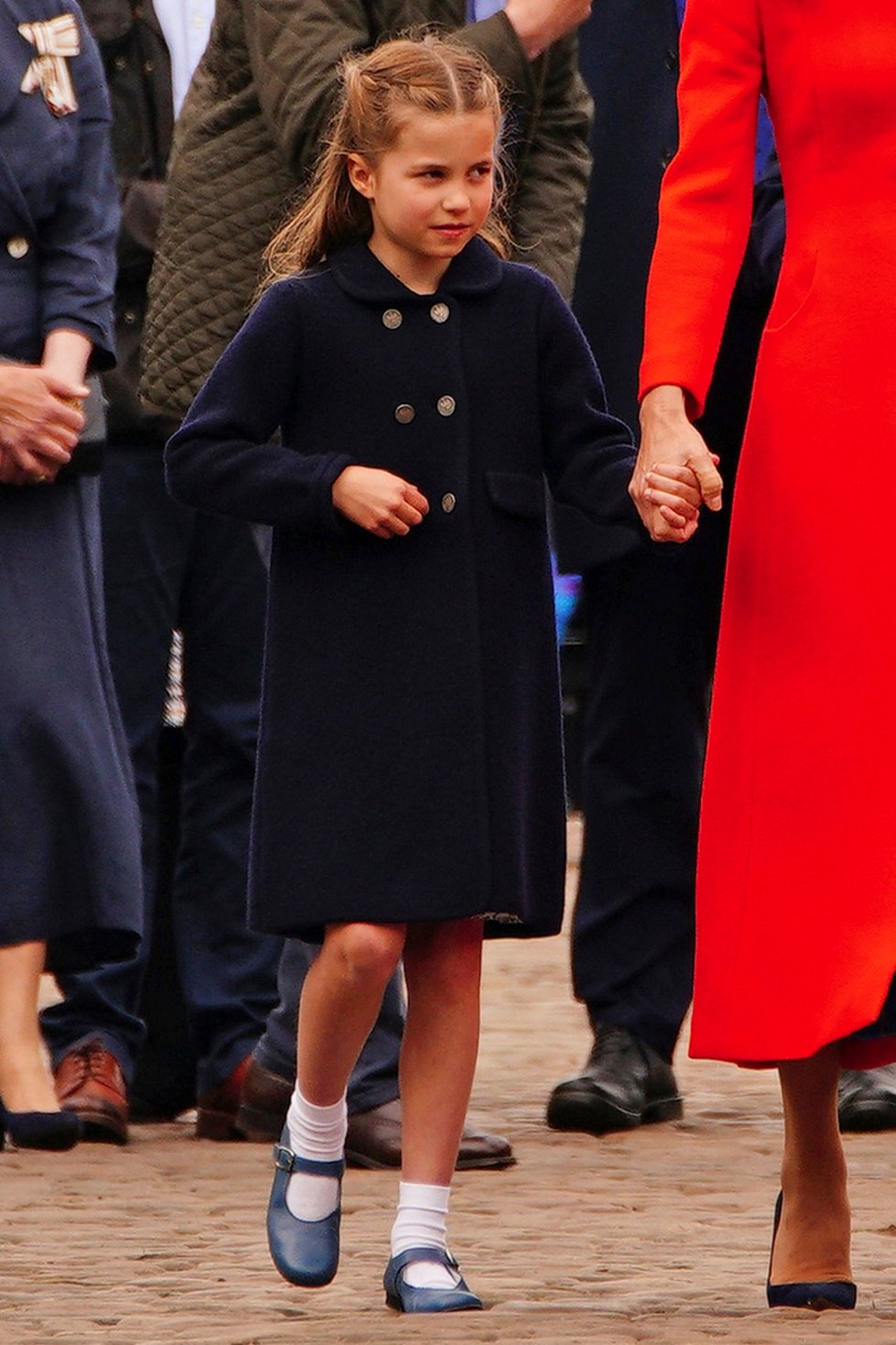 Třetí den oslav královnina jubilea: William a Kate s dětmi vyrazili do Cardiffu