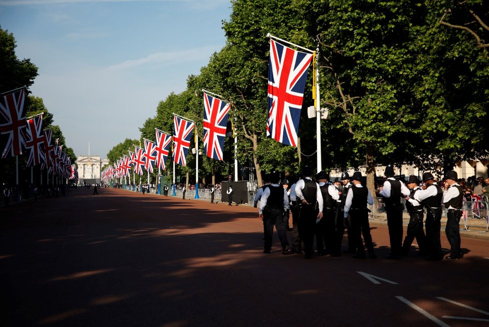 Británie slaví platinové jubileum královny Alžběty II.