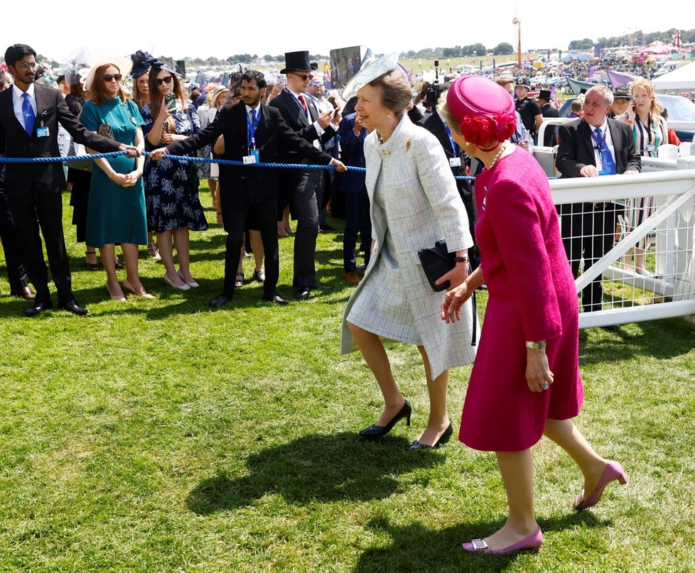 Třetí den oslav královnina jubilea: Princezna Anne na Epsom Derby