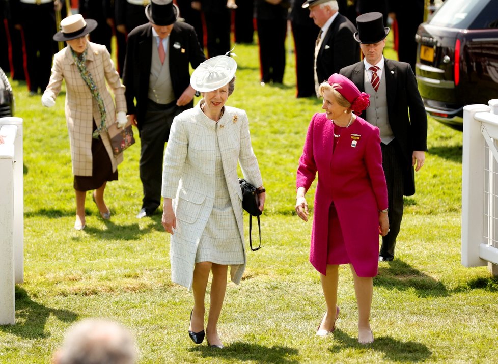 Třetí den oslav královnina jubilea: Princezna Anne na Epsom Derby